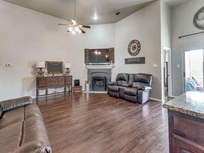 11017 Hawks Landing Rd, House other with 4 bedrooms, 2 bathrooms and null parking in Haslet TX | Image 8