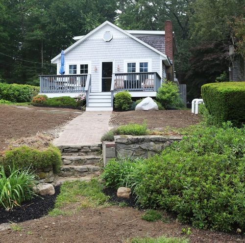3 Waterview Dr, Lakeville, MA, 02347-2572 | Card Image
