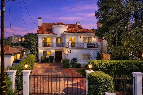 5128 Avenida Hacienda, Tarzana, CA, 91356-4225 | Card Image