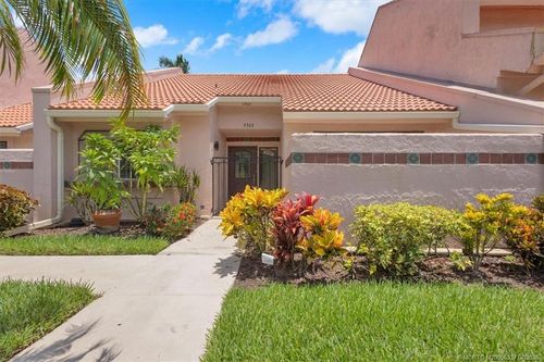3303 Se Sandpiper Cir, Port Saint Lucie, FL, 34952-6101 | Card Image