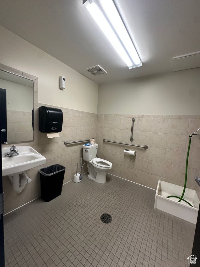 2985 S 300 W, Home with 0 bedrooms, 0 bathrooms and null parking in South Salt Lake UT | Image 7