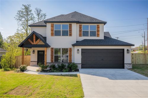 2 Hebrides Cir, Bella Vista, AR, 72715-5551 | Card Image