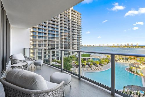 1008-220 Lake Shore Dr, Lake Park, FL, 33403-3584 | Card Image