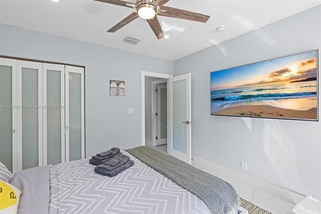 26 Ne 88 Th St, House other with 4 bedrooms, 3 bathrooms and null parking in El Portal FL | Image 19