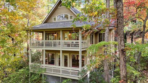 621 Kingwood Drive, Clayton, GA, 30525 | Card Image