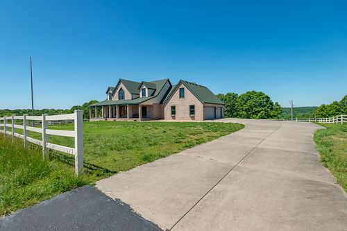449 Greenway Dr, Galena, MO, 65656-8221 | Card Image