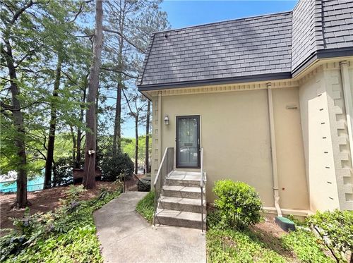 27 Chaumont Sq Nw, Atlanta, GA, 30327-1088 | Card Image