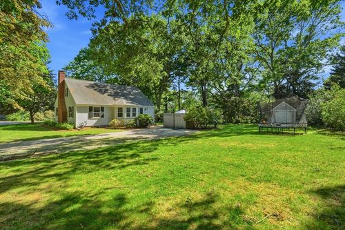 32 Wadsworth Rd, Duxbury, MA, 02332-4912 | Card Image