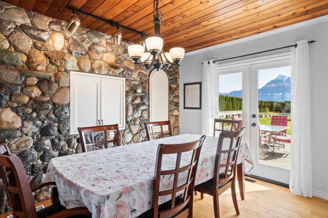 8570 Gibson Road, House other with 6 bedrooms, 4 bathrooms and null parking in Chilliwack BC | Image 29
