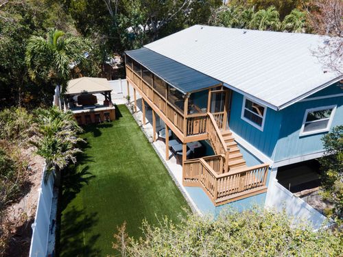 112 Peace Ave, Tavernier, FL, 33070-3012 | Card Image