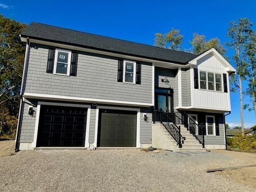 17 Lynch Ave, Somerset, MA, 02726-4036 | Card Image