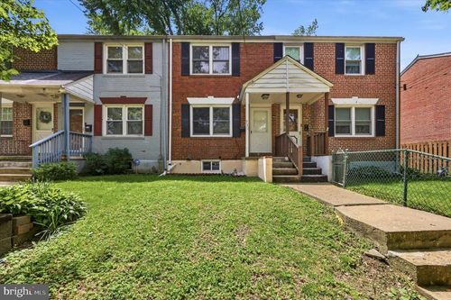 930 Dover Ave, WILMINGTON, DE, 19805-2506 | Card Image