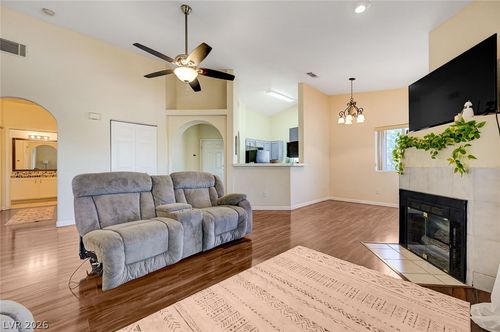 213-900 Heavenly Hills Ct, Las Vegas, NV, 89145-2427 | Card Image