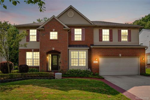 3454 Everett Drive, Rochester Hills, MI, 48307 | Card Image