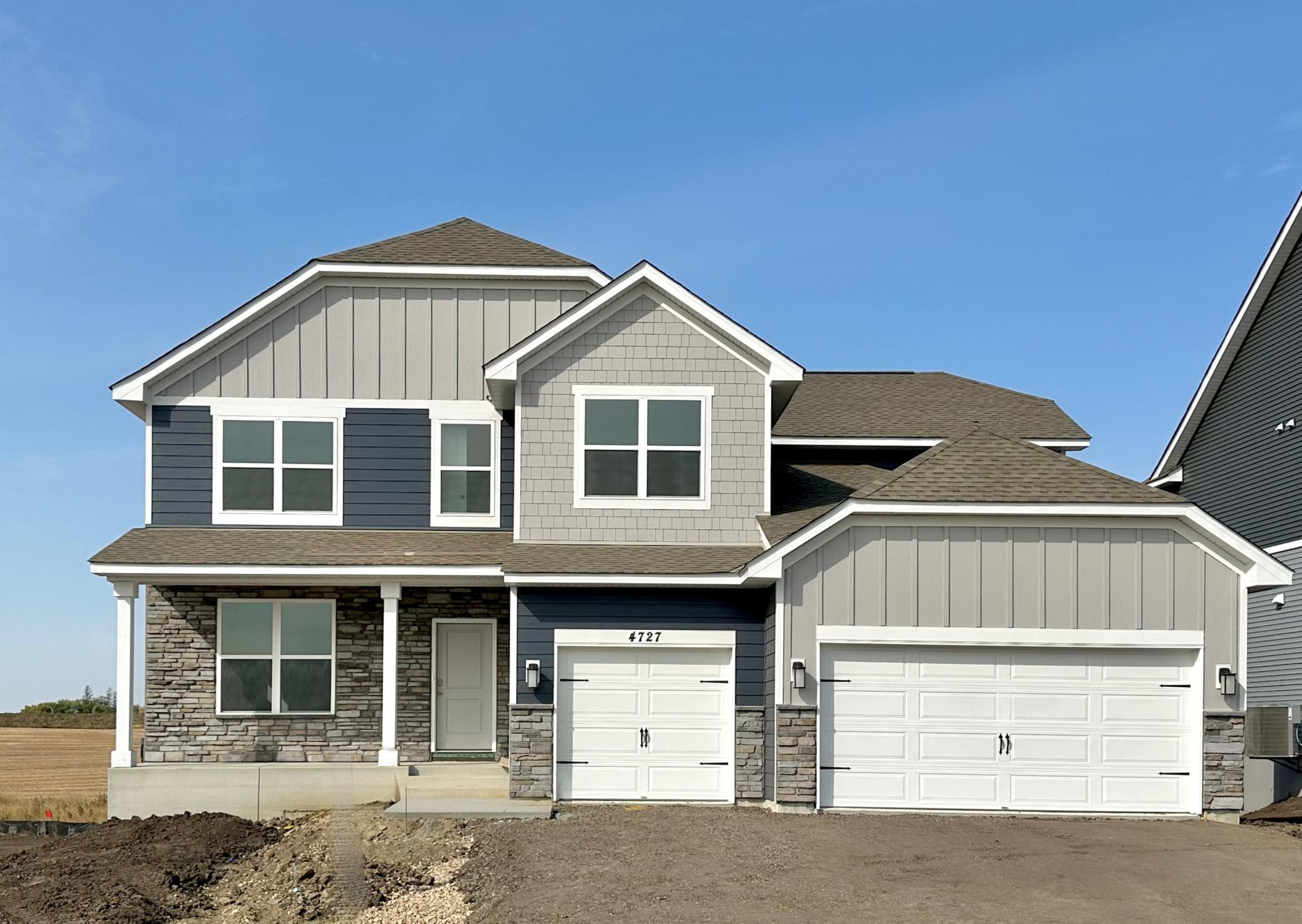 Camden Cir, Chaska, MN 55318