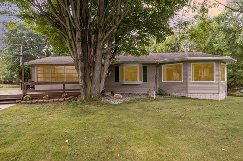7631 Sherri Ln, Lake, MI, 48632-8925 | Card Image