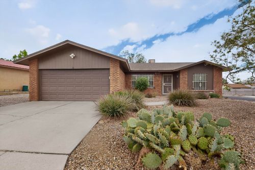 8112 San Francisco Road Ne, Albuquerque, NM, 87109 | Card Image