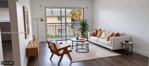 c27-1501 Crescent Cir, Lake Park, FL, 33403-2266 | Card Image
