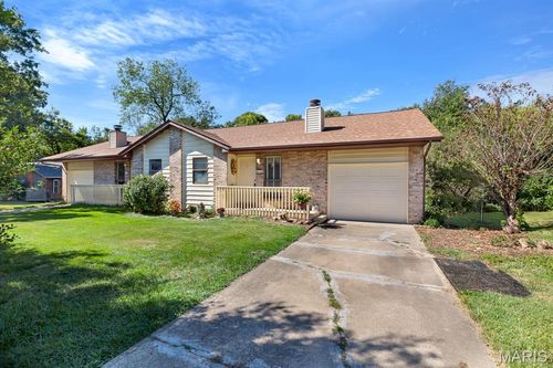 26 Fox Meadow Ln, Glen Carbon, IL, 62034-3919 | Card Image
