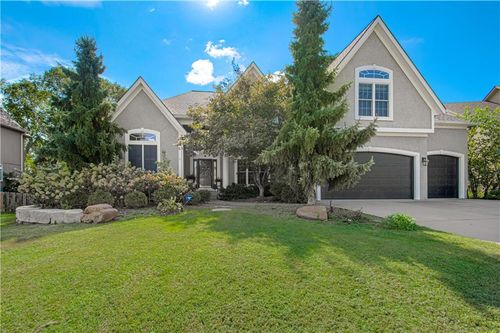 22209 W 57th St, Shawnee, KS, 66226-7909 | Card Image