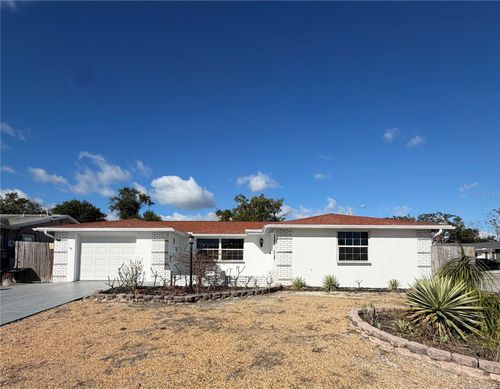 11241 Linden Ln, PORT RICHEY, FL, 34668-2228 | Card Image