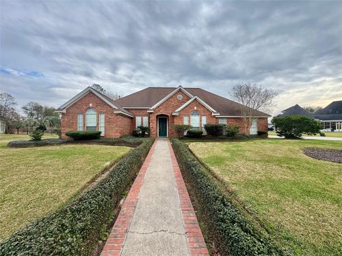 303 Waterwood Dr, Orange, TX, 77630-8236 | Card Image