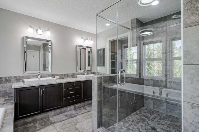 102 Marquis Grove Se, House other with 4 bedrooms, 4 bathrooms and 4 parking in Calgary AB | Image 28