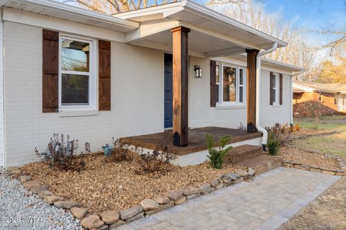 871 Northwood Dr, Huntingdon, TN, 38344-2305 | Card Image