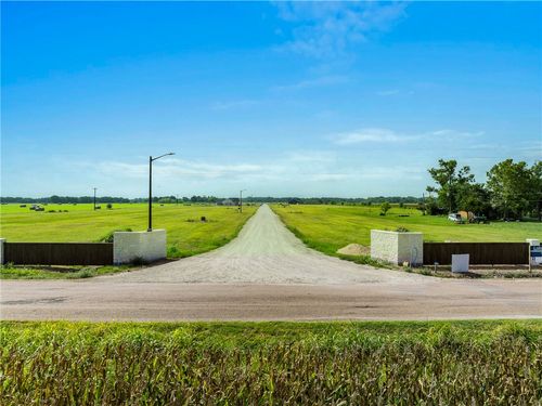 11 Court-Side Drive, Snook, TX, 77878 | Card Image