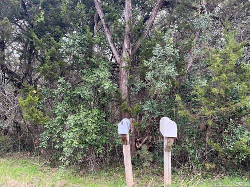 364 Lake Park Loop, Canyon Lake, TX, 78133-5685 | Card Image