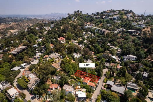 Land in Los Angeles 3