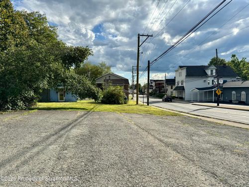622 Main St, Simpson, PA, 18407-1308 | Card Image