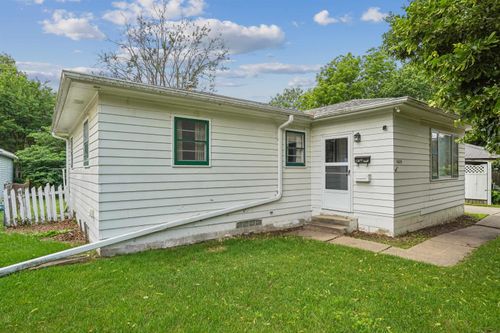 1625 W 2nd St, Waterloo, IA, 50701-2801 | Card Image