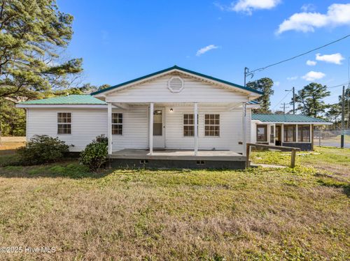 3537 S Nc 11 Hwy, Wallace, NC, 28466-6101 | Card Image