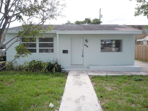 2124 Taylor St, Hollywood, FL, 33020-4418 | Card Image