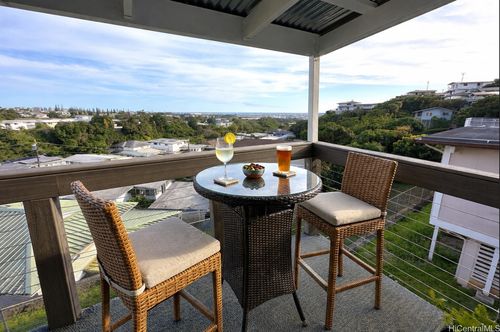 1870 Ala Mahamoe St, Honolulu, HI, 96819-1608 | Card Image