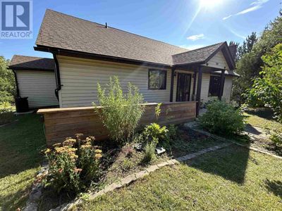 65 Prince St, Home with 3 bedrooms, 2 bathrooms and null parking in Sioux Lookout ON | Image 2