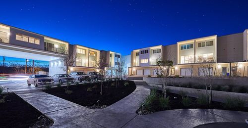 unit-205-604 N Bluff Dr, Austin, TX, 78745-0012 | Card Image