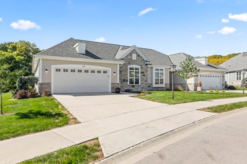 410 Prairie Song Ct, Waukesha, WI, 53188-9554 | Card Image
