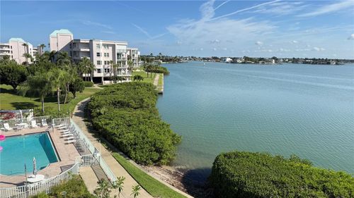 306-7979 Sailboat Key Blvd S, SOUTH PASADENA, FL, 33707-6355 | Card Image
