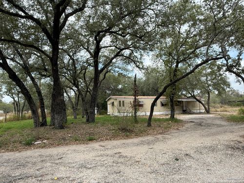 990 Sherwood Forest Dr, Poteet, TX, 78065-5034 | Card Image