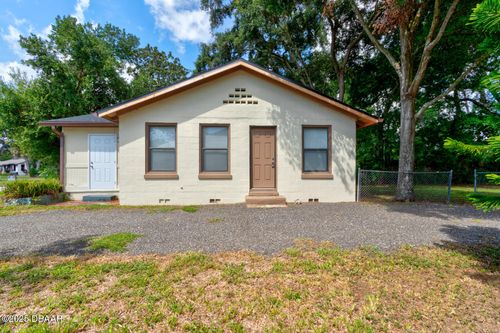 9 Stuart Dr, Holly Hill, FL, 32117-2620 | Card Image