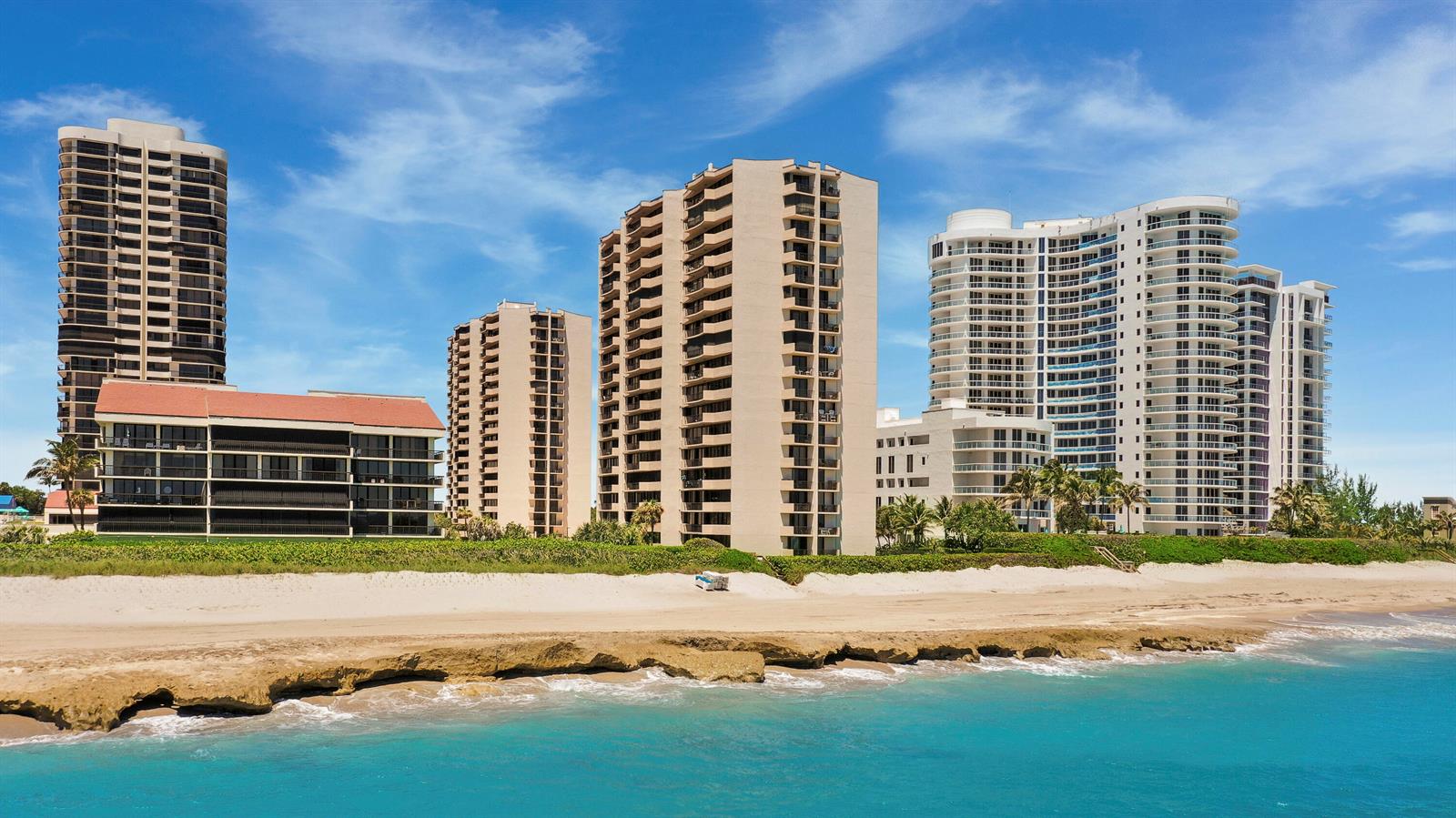 Residential Lease in Singer Island 4