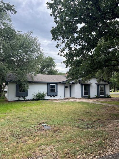 403 Buckeye Trl, La Grange, TX, 78945-5751 | Card Image