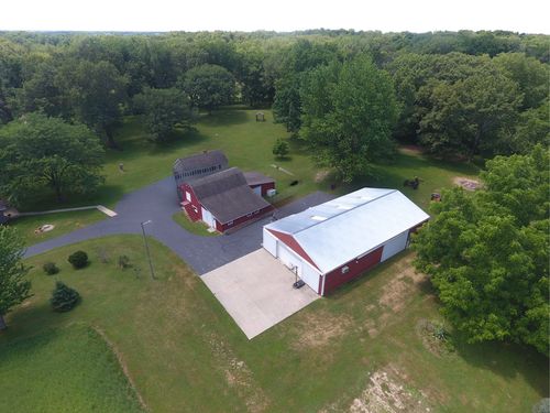 21186 Mathew Rd, Sterling, IL, 61081-9125 | Card Image