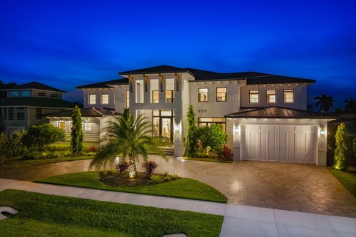 839 Chestnut Ct, Marco Island, FL, 34145-2307 | Card Image