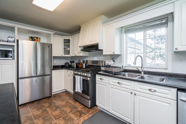1901 Agassiz Avenue, House other with 3 bedrooms, 1 bathrooms and 6 parking in Agassiz BC | Image 15