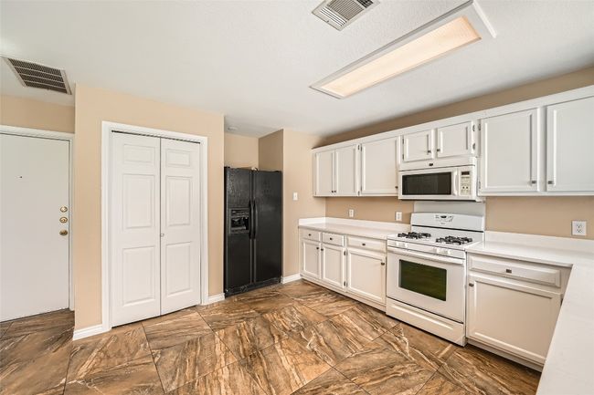 2813 Single Trace Ct, House other with 3 bedrooms, 3 bathrooms and 4 parking in Austin TX | Image 14
