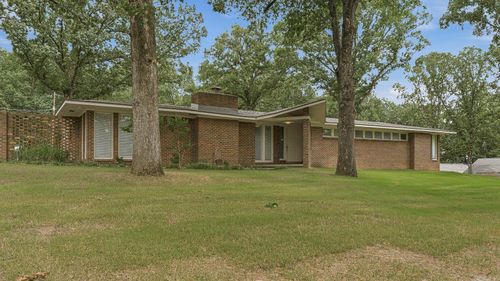 100 Holmes Road, Jonesboro, AR, 72401 | Card Image