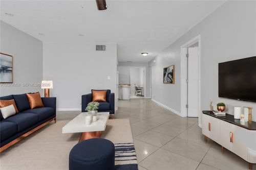 103-2175 Ne 56th St, Fort Lauderdale, FL, 33308-2574 | Card Image